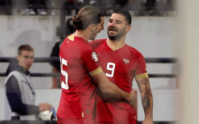 关于德布劳内新星重要助攻表现突出，塞尔维亚队前途光明！的信息